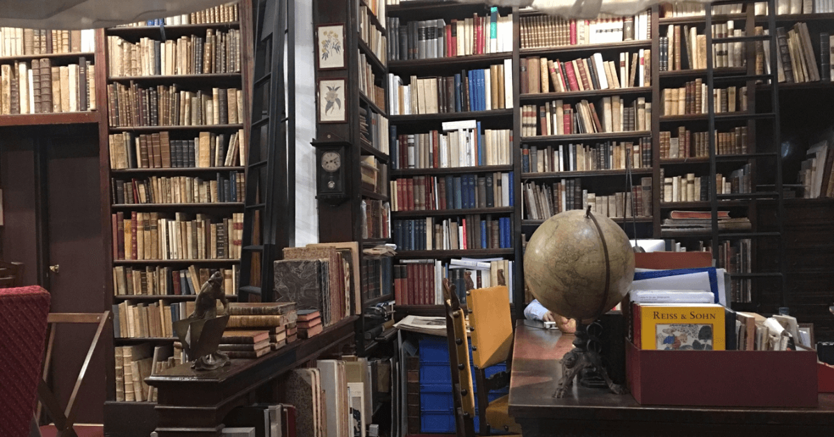 Discovering the most interesting bookshops in Rome