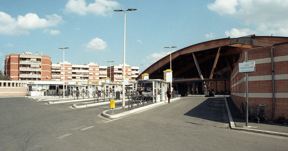 Roma al metro, linea A: Arco di travertino, la fermata nei parchi archeologici