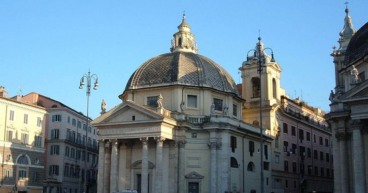 La chiesa degli artisti nel cuore di Piazza del Popolo, luogo d'incontro tra arte e sacro