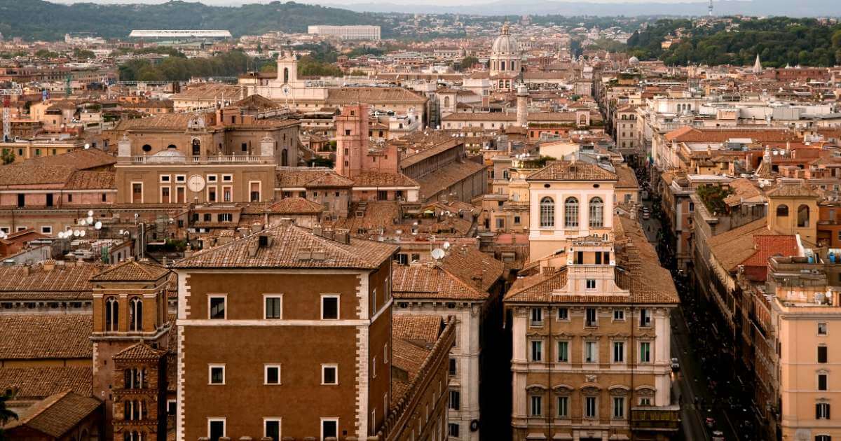 Lo storico palazzo di Roma torna a vivere aprendo le porte a "La Corte Laica"
