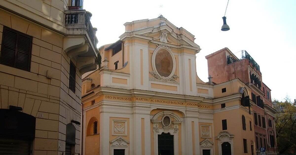 La chiesa di San Pasquale Baylon, protettore delle donne, nel rione Trastevere