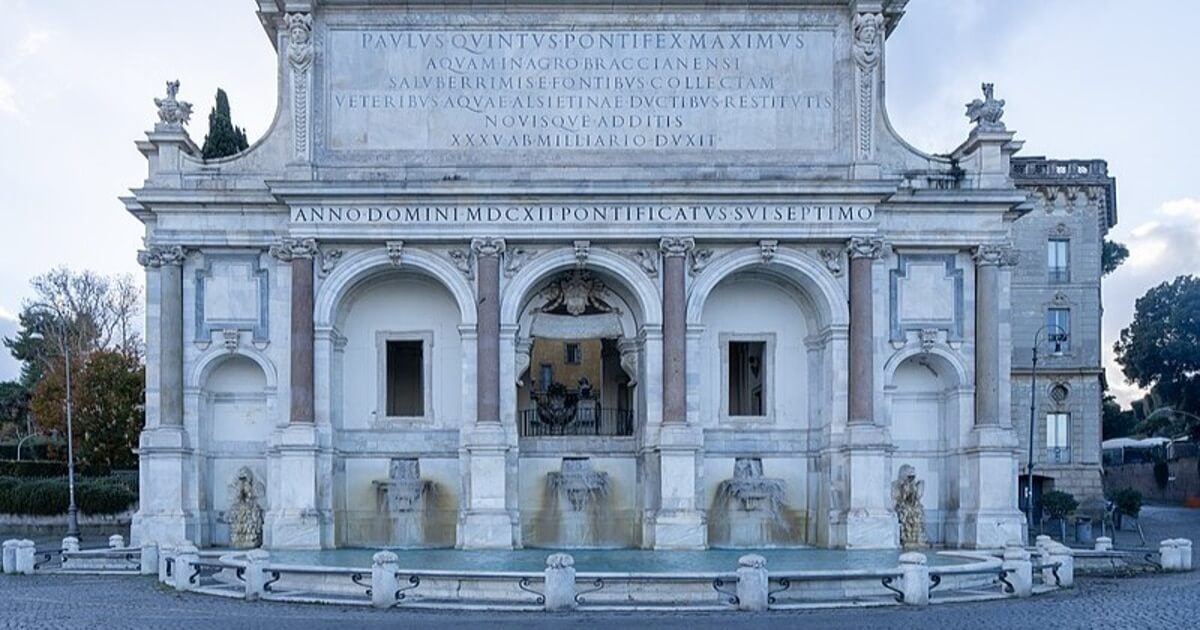 La fontana dell'Acqua Paola sul colle Gianicolo e i tanti film in cui compare